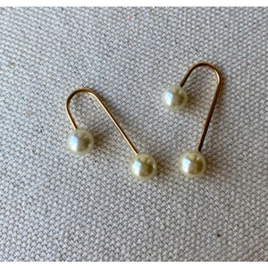 Talia - Screw Back Pearl Earrings