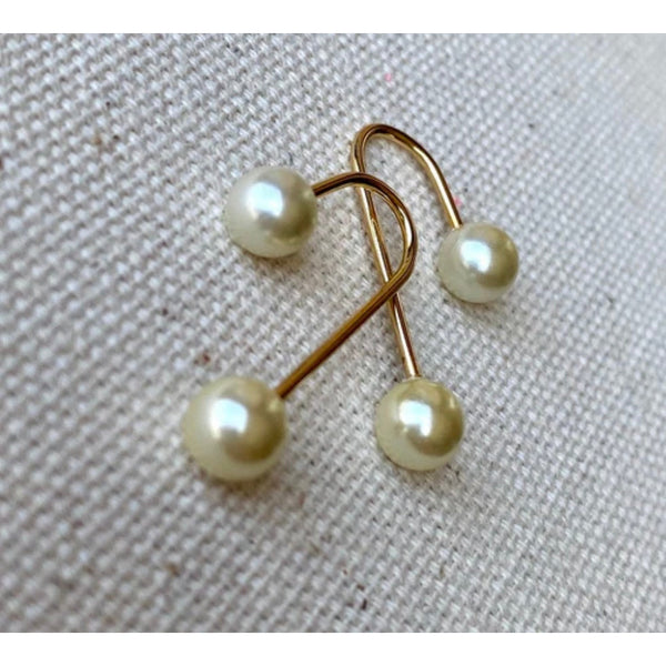 Talia - Screw Back Pearl Earrings